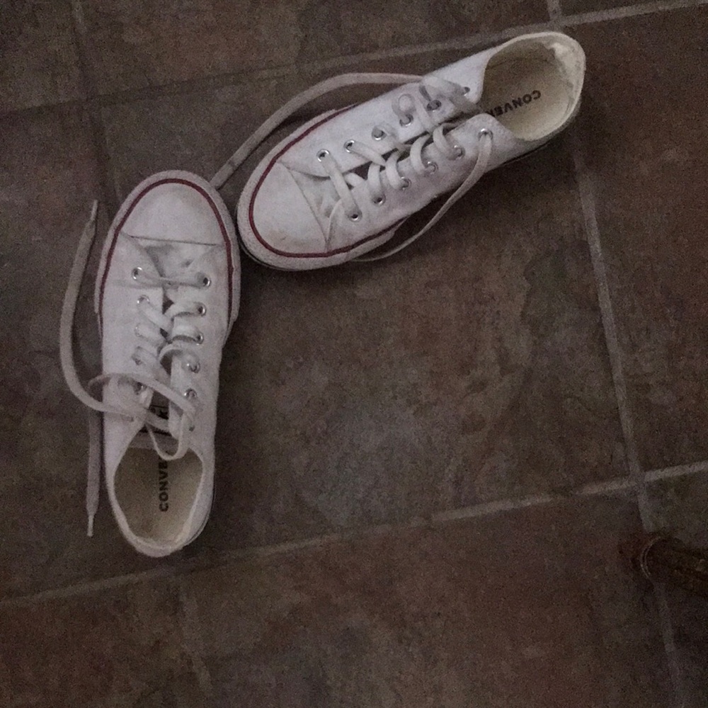 White converse good like new condition